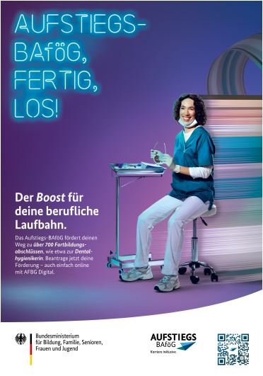 Titelbild der Publikation "Aufstiegs-BAföG 2026 - Motiv: Dentalhygienikerin"